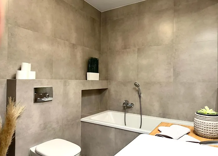 Masarska - Self Check-in 20h - Parking&lift Krakau