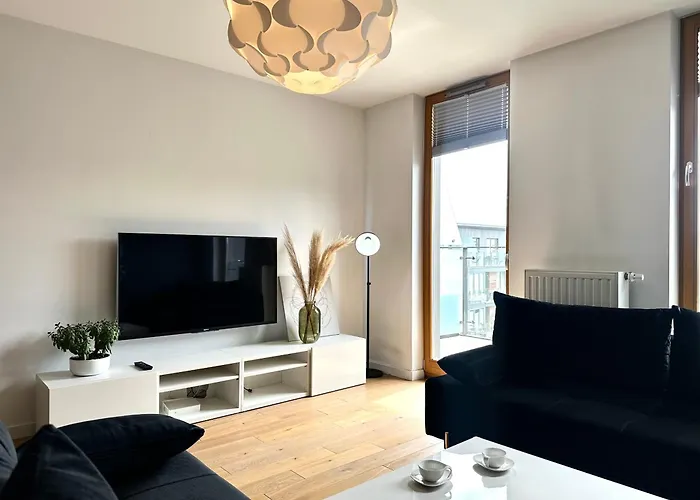 Masarska - Self Check-in 20h - Parking&lift